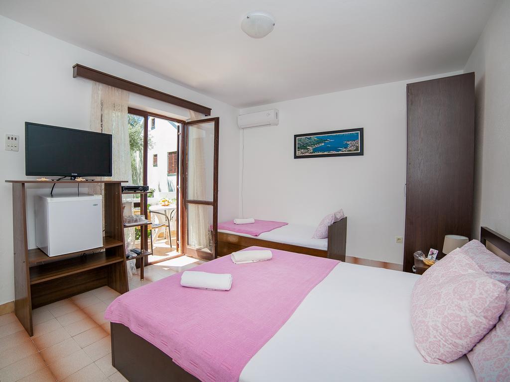 Rooms Garden Petrovac Cameră foto
